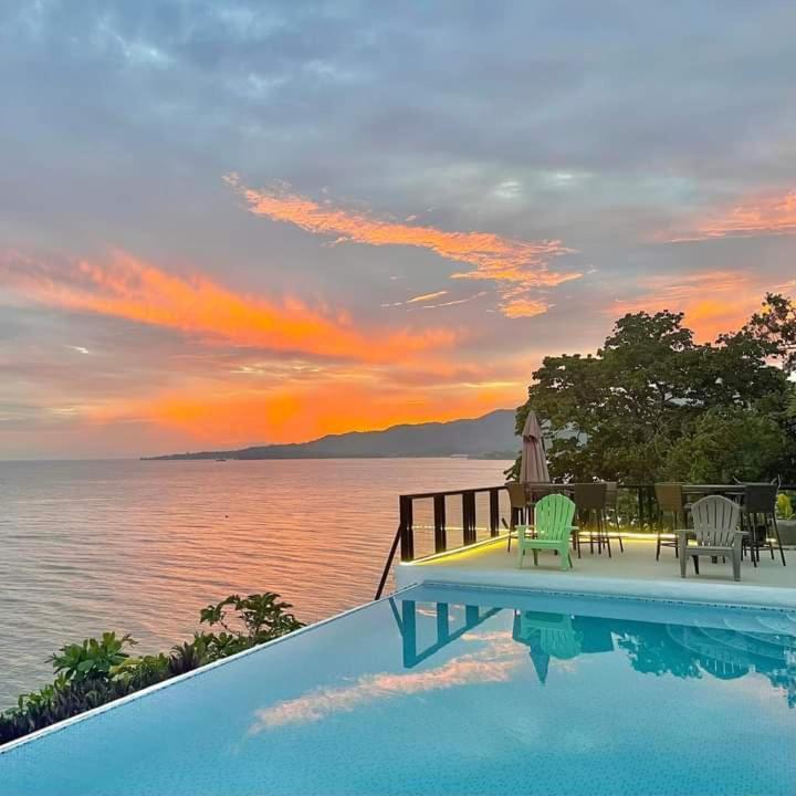 Cliff Haven Resort Jagna Exterior foto